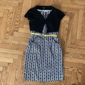 Nine & Co black and white print dress size 6 with black knit sweater size S